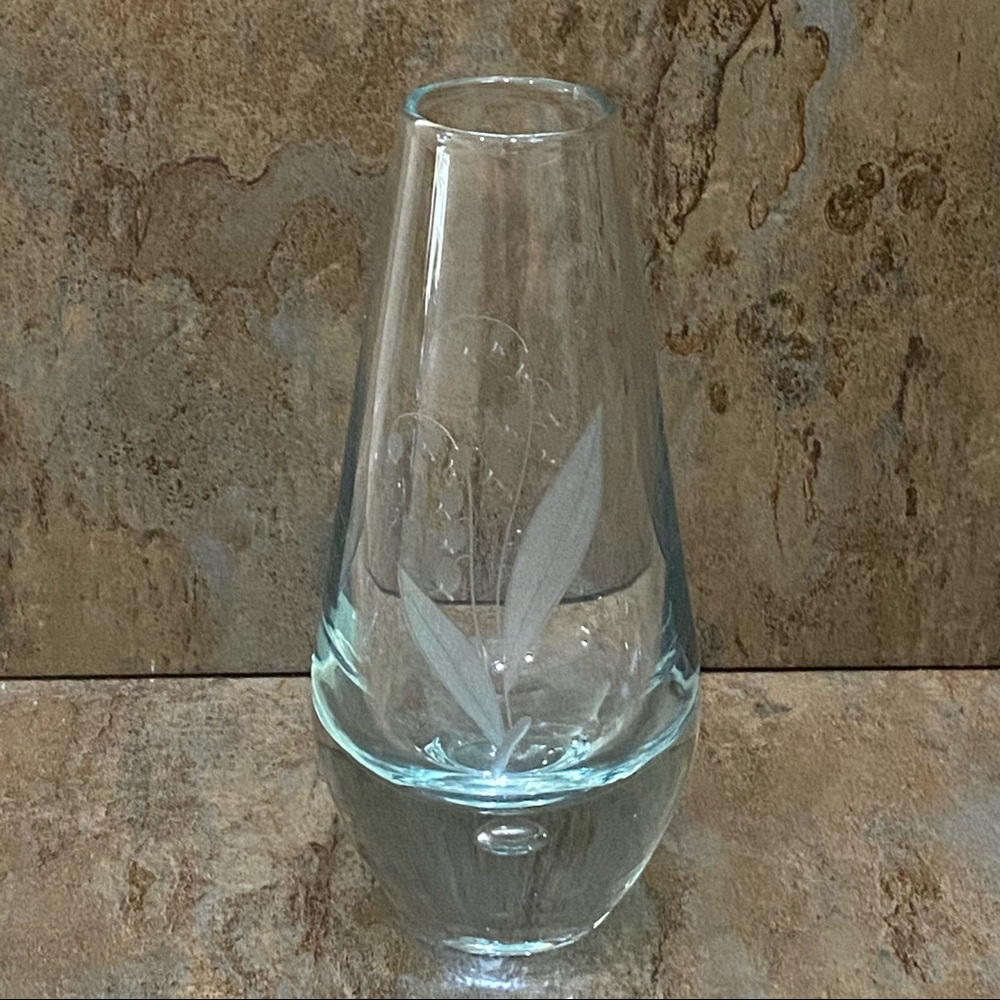 Vintage RANDSFJORD Bluish Clear Etched Handblown Special Crystal Glass 6” Vase